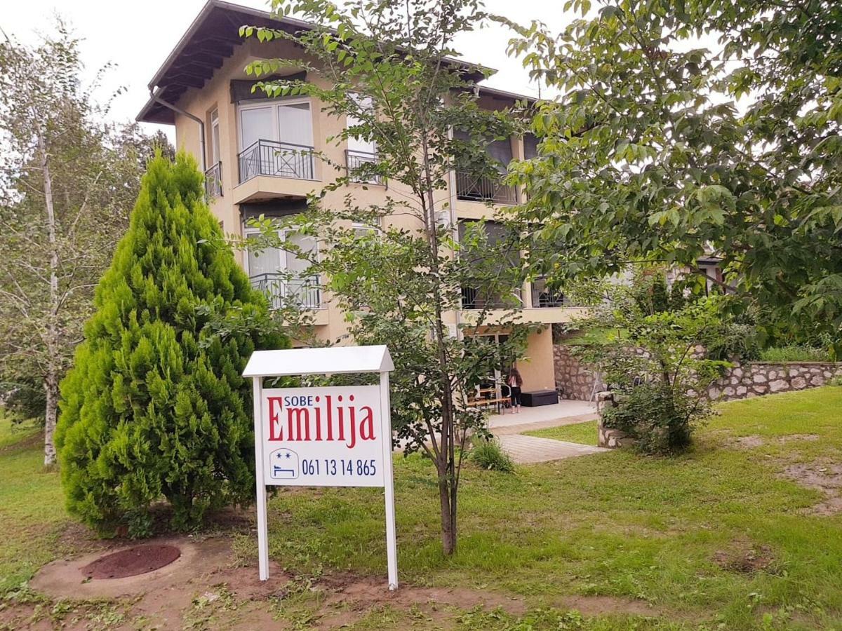 Sobe Emilija Hotel Veliko Gradiste Ngoại thất bức ảnh